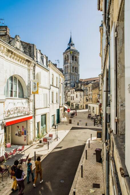 Magnifique T2 Avec Balcon Centre-Ville Cognac Extérieur photo